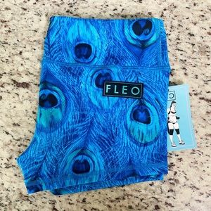 NWT Peacock Fleo LRC Single lined